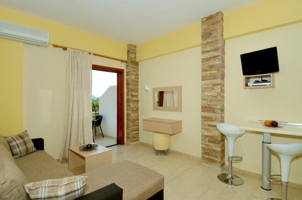 Albatros Studios & Apartments Плакіас Номер фото